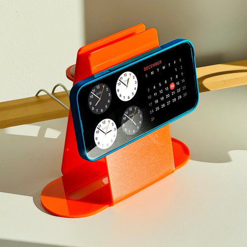 NS-3 Clip — iPhone + Apple Watch charging stand